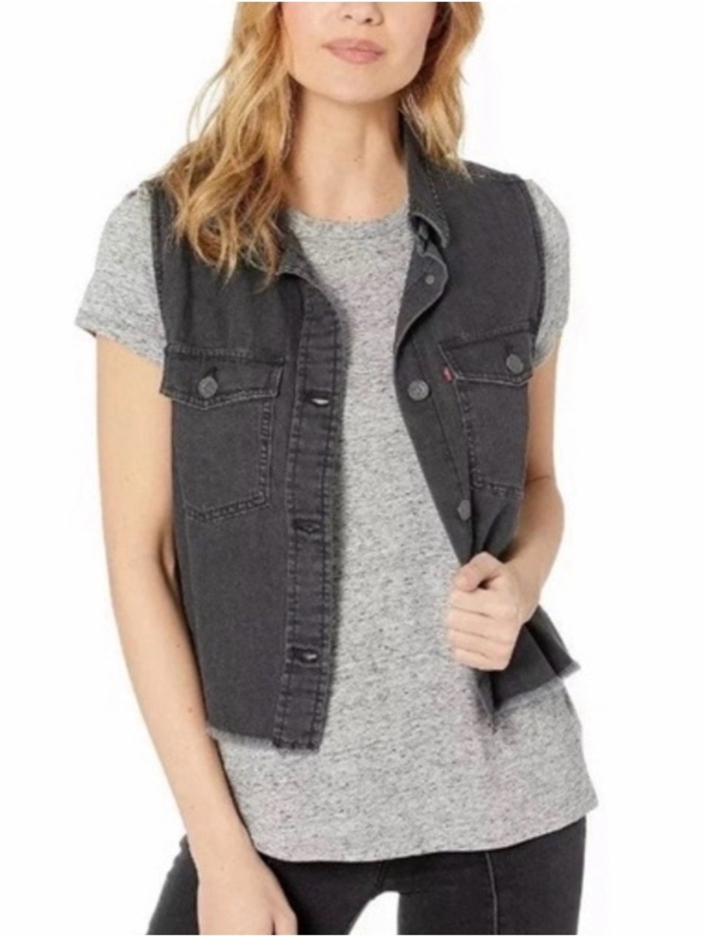 Levi’s Maddie Button Down Vest in Gray Black Medium